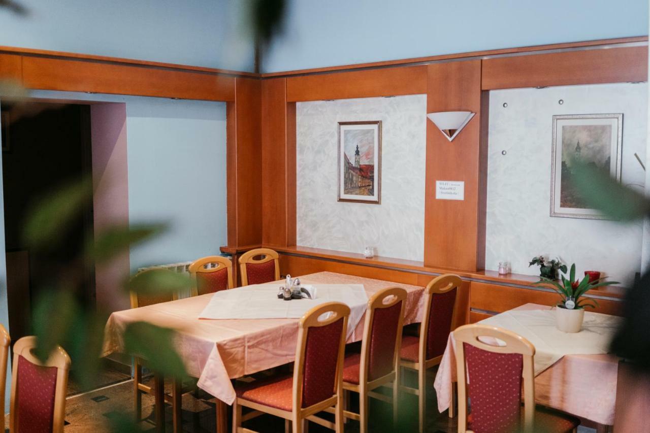 Guest House Sv. Nikola Dugo Selo Ngoại thất bức ảnh